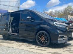 Honda Stepwgn. , , 1.5 (150..), , 155 555.  