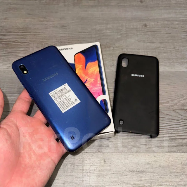 Samsung Galaxy A10. �/�, 32 ��, �����, 3G, 4G LTE, NFC ����