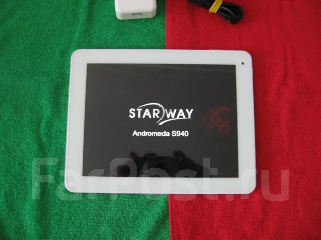 DNS AirTab M975w. 10 ������, ������ 16 �� ����