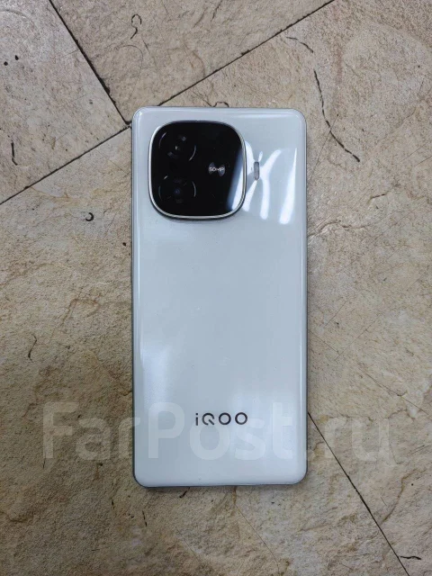 Vivo IQOO Z9. �/�, 128 ��, ����� ����