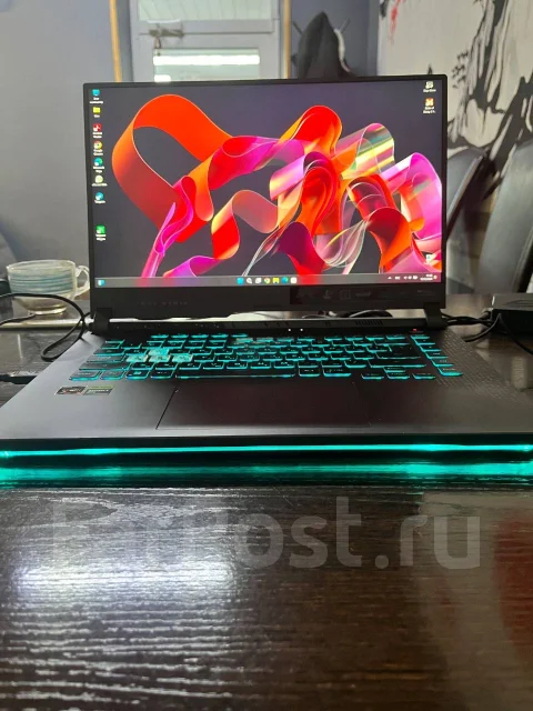 Asus ROG Strix G15 G513RM. 15.6", 4,8����, ��� 16 ��, ���� 1 000���, WiFi: 1, Bluetooth: 1, ����������� �� 4��. ����