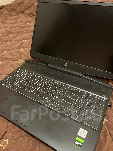 HP Pavilion 15. 15.6", 2,5����, ��� 16 ��, ���� 512���, WiFi: 1, Bluetooth: 1 ����