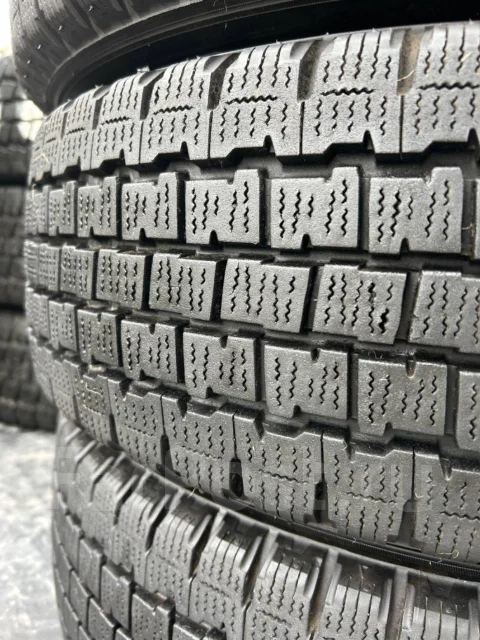 Bridgestone Blizzak W969, LT 205/65 R16, 16