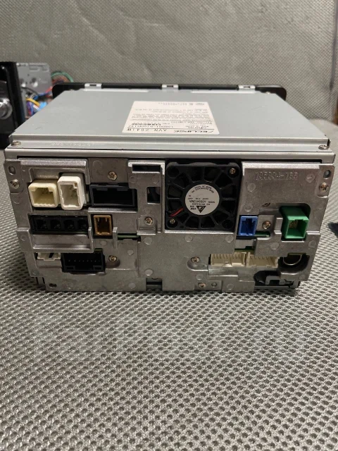 Eclipse AVN-Z04iW ����
