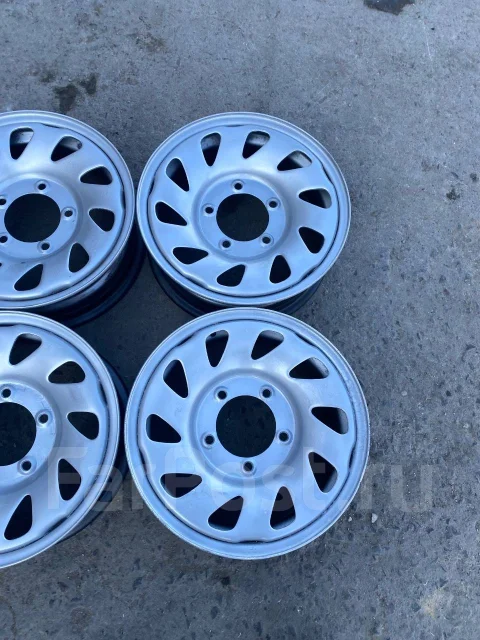 Suzuki. 5.5x15", 5x139.7, ET0 ����