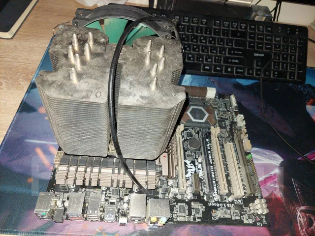 Socket AM3+ ����