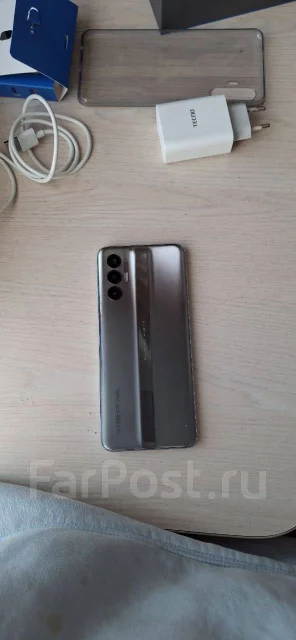 Tecno Pova 3. �/�, 128 ��, ����� ����
