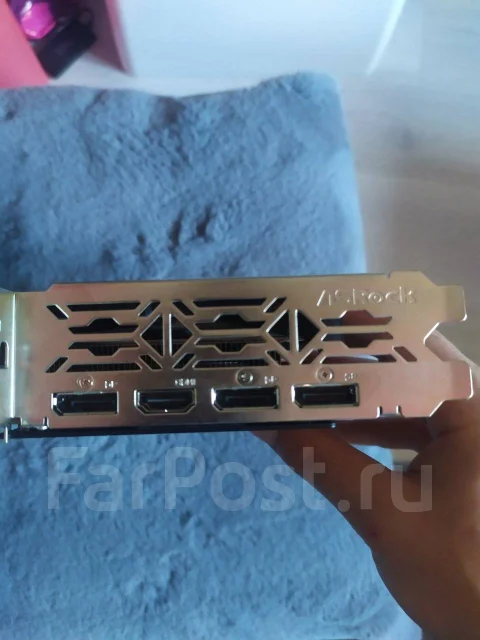 Radeon RX 6650 XT ����