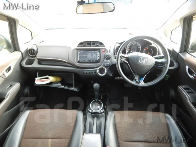 Honda Fit Shuttle. GG70007120 ����