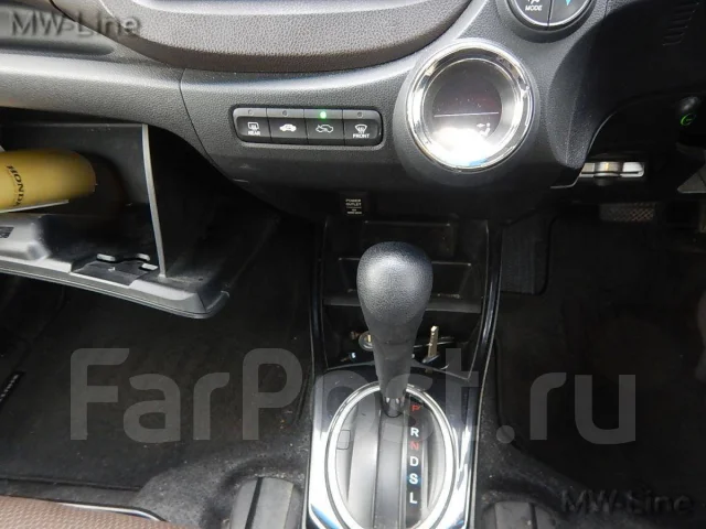 Honda Fit Shuttle. GG70007120 ����