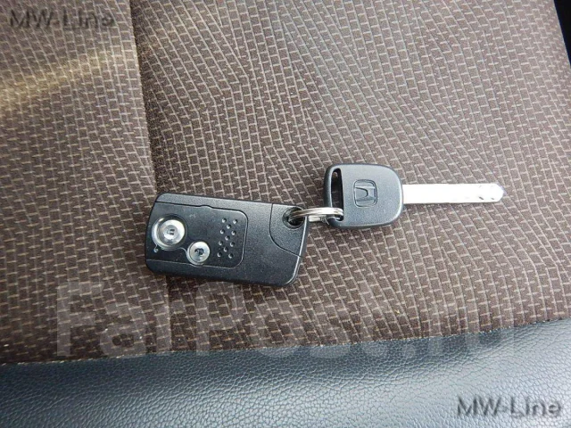 Honda Fit Shuttle. GG70007120 ����