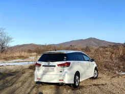 Toyota Wish. ��������, 4wd, 1.8 (133��.�.), ������, 226 000����. �� ����