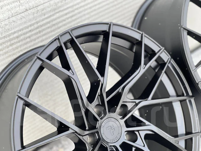Brixton Forged. 8.5/9.5x20", 5x112, ET30/40, �� 66,6���. ����