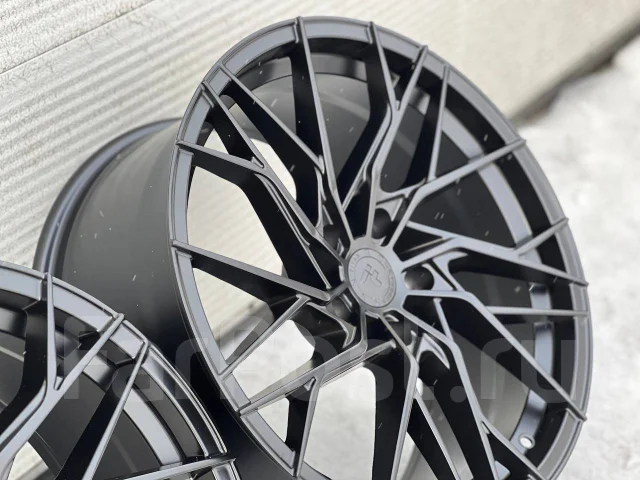 Brixton Forged. 8.5/9.5x20", 5x112, ET30/40, �� 66,6���. ����