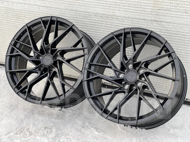Brixton Forged. 8.5/9.5x20", 5x112, ET30/40, �� 66,6���. ����