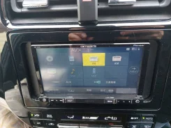Pioneer Carrozzeria AVIC-RZ301 ����