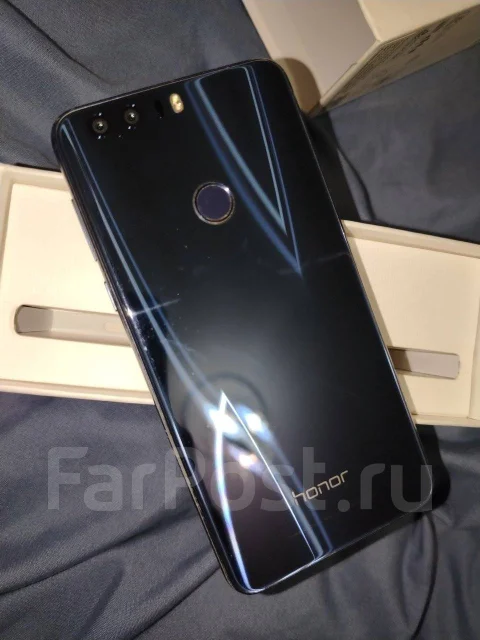 Honor 8. �/�, 64 ��, �����, 3G, 4G LTE, 5G, NFC ����