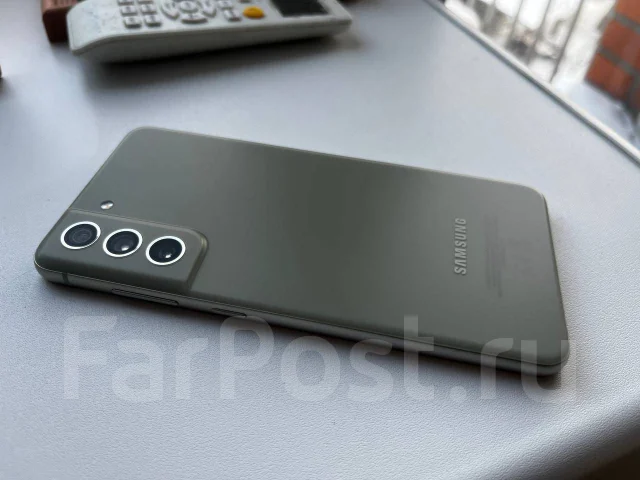 Samsung Galaxy S21 FE 5G. �/�, 8 ��, �������, 3G, 4G LTE, 5G, Dual-SIM, NFC ����