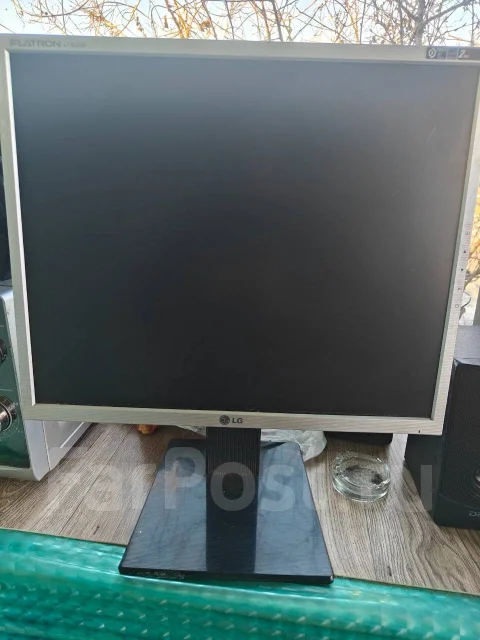LG. 17", ���������� �� (LCD, LED, QLED) ����