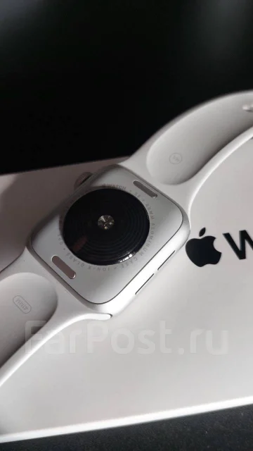 Apple Watch SE. GPS, NFC, IP68 ����