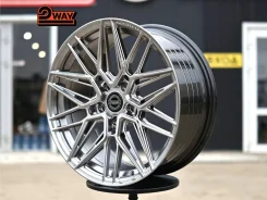 Vossen HF-7. 8.0x18", 5x112, ET35, �� 66,6���. ����