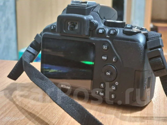 Nikon D3500. 20 � ����� ��, ���: 7� ����