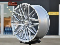 Vossen HF-7. 8.5x19", 5x114.3, ET35, �� 73,1���. ����
