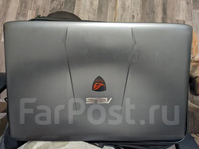 Asus ROG GL752VW. 17.3", 3,5����, ��� 16 ��, ���� 500���, WiFi: 1, Bluetooth: 1 ����