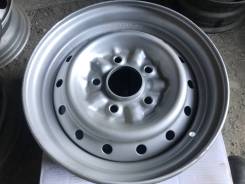 Toyota. 6.75x13.5", 5x114.3, �� 67,1���. ����