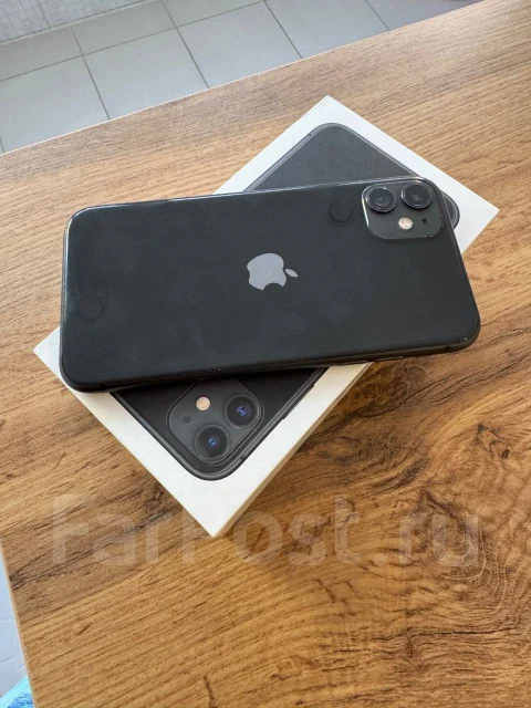 Apple iPhone 11. �/�, 64 ��, ������, 3G, 4G LTE, 5G, NFC ����