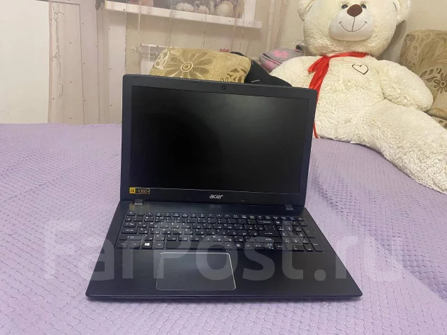 Acer Aspire E5-575G. 15.6", ��� 8 ��, ���� 256���, WiFi: 1, Bluetooth: 1, ����������� �� 1��. ����