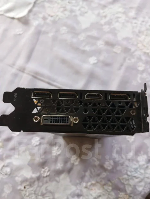 GeForce GTX 1070 Ti ����