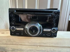 Clarion CX211BK ����
