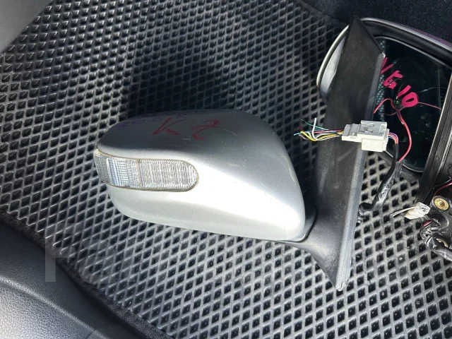 ������ ������ ������� �� Toyota WISH 2003-2009