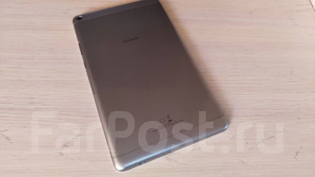 Huawei MediaPad T3. 7 ������, ������ 8 �� ����