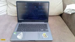 Asus S. 23.5", 1,1����, ��� 4 ��, ���� 115���, WiFi: 1, Bluetooth: 1, ����������� �� 5��. ����