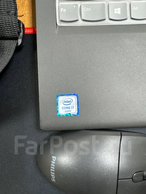 Lenovo ThinkPad X270. 12.5", 2,9����, ��� 8 ��, ���� 256���, WiFi: 1, Bluetooth: 1, ����������� �� 9��. ����