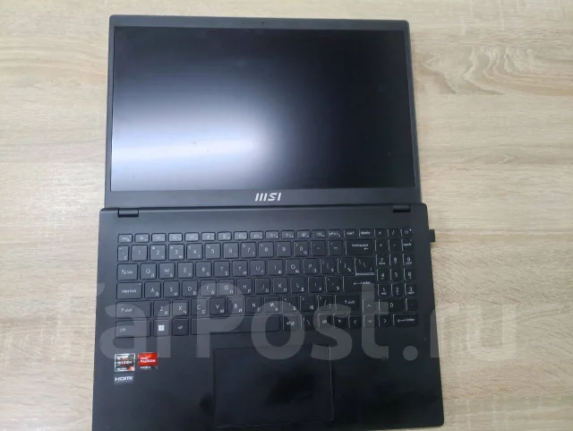 MSI Modern 15. 15.6", 2����, ��� 8 ��, ���� 256���, WiFi: 1, Bluetooth: 1, ����������� �� 50��. ����
