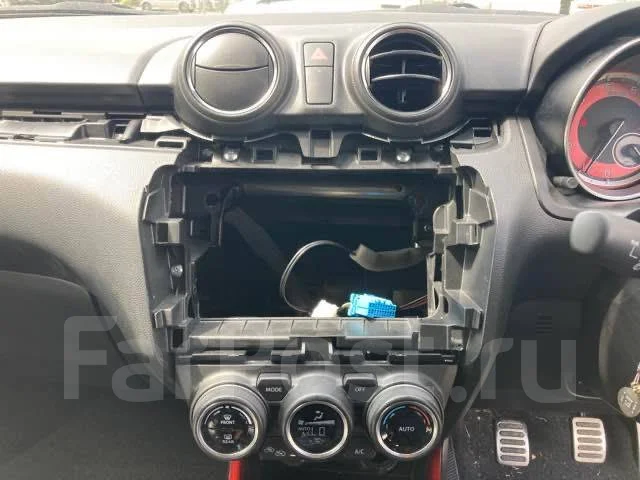 Suzuki Swift. ��������, ��������, 1.4 (140��.�.), ������, 30����. ��, �/� ����