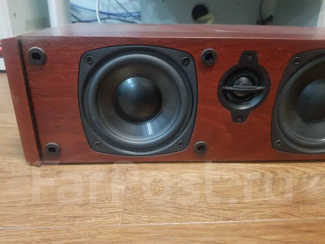 Boston Acoustics ����