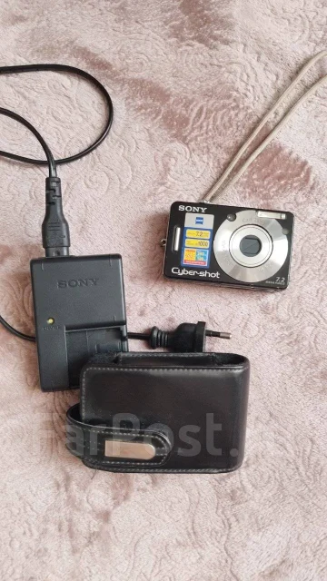 Sony Cyber-shot DSC-W70 ����