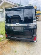 Toyota Voxy. ZRR800670218, 3ZRFAE ����