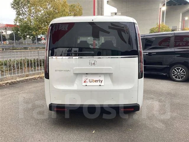 Honda Stepwgn. ��������, 4wd, 1.5 (150��.�.), ������, �/�. ��� ����� �� ������������ ����