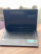 Asus X501U. 15.6", 1,6����, ��� 2048 ��, ���� 320���, WiFi, Bluetooth, ����������� �� 1��. ����