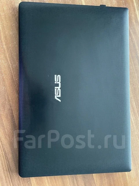 Asus X501U. 15.6", 1,6����, ��� 2048 ��, ���� 320���, WiFi: 1, Bluetooth: 1, ����������� �� 1��. ����