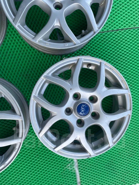 Bridgestone NR-979. 5.5x15", 5x114.3, ET48, �� 72���. ����