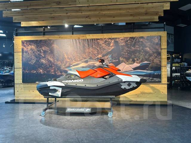 BRP Sea-Doo Spark Trixx. 2025 ���. ��� ����� �� ������������ ����