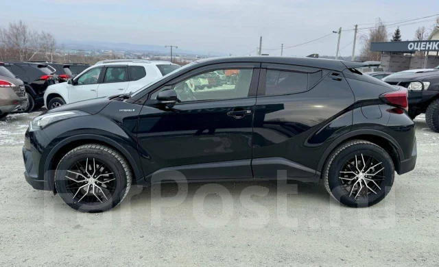 Toyota C-HR. ��������, ��������, 1.8 (98��.�.), ������, 89 000����. �� ����