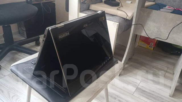 Acer Spin 1. 11.6", 2,3����, ��� 4 ��, ���� 256���, WiFi: 1, Bluetooth: 1, ����������� �� 7��. ����