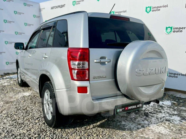 Suzuki Grand Vitara. �������, 4wd, 2.4 (169��.�.), ������, 110 000����. �� ����